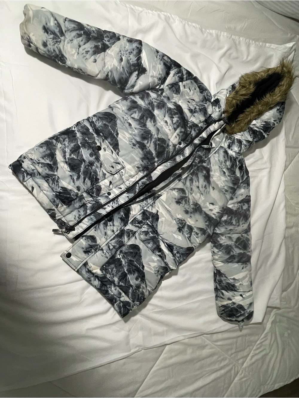 Place Boy’s Black & White Marble Print Puffer Jacket with Faux-Fur Trim Hood